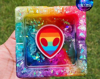Unique Gift Rainbow Handmade Resin Teardrop Ashtray Pride Ashtray Candle Holder Ring Dish Beautiful Rainbow Soap Dish
