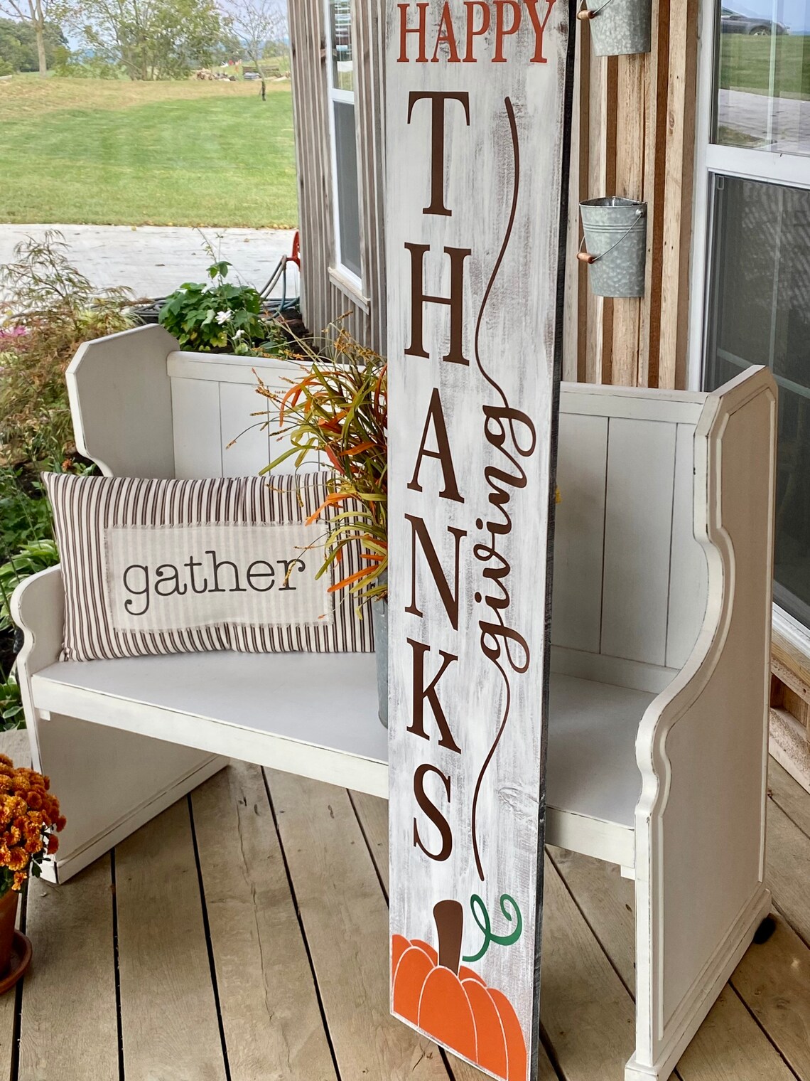 Black and white thanksgiving place cards