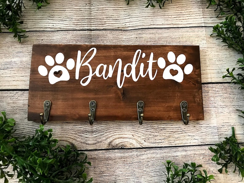 Personalized Dog Leash Holder For Wall image 1