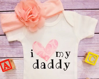 I Love My Daddy Bodysuit, Gifts for Dad, Father's Day Outfit, Daddy's Girl, Daddy and Me, Baby Girl Outfit, Baby Clothing, New Dad Gift,Pink