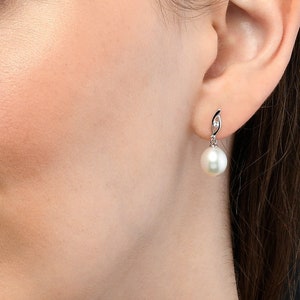 925 Sterling Silver Pearl Drop Earrings with Freshwater Pearl & Cubic Zirconia For Women and Girls, Dangle Pearl Earrings in Silver