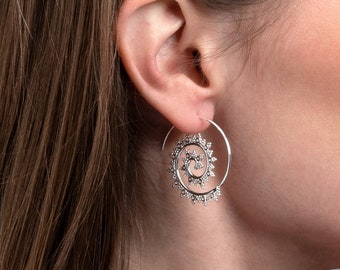 925 Sterling Silber ethnischen Spirale Durchziehen Ohrringe für Frauen, Vintage Swirl Spirale Hoop Ohrringe in Silber für Mädchen
