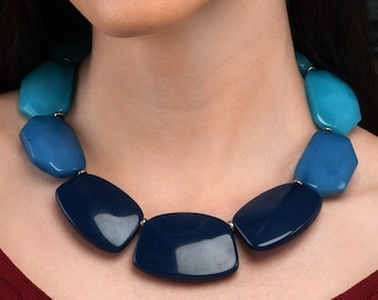 Collier De Perles En Résine Bleue Vintage - Bijou Fantaisie Unique - État Impeccable