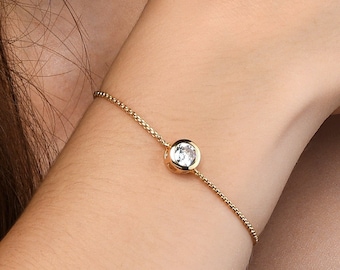 Simple Gold Bracelet for Women and Teenage Girls, Dainty Cute Gold Adjustable Bracelet with a Single Round Bezel Set Cubic Zirconia Stone