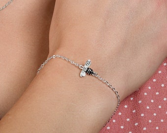 Dainty Bee Bracelet for Women, Silver Bumble Bee Bracelet for Girls and Women, Dainty Silver Bracelet with Cubic Zirconia and Black Enamel