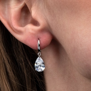Pear Drop Silver Earrings With white Cubic Zirconia Stones for Women, Drop Earrings with pear shaped Clear Stones for Girls
