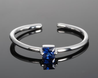 Blue Ring in for Women and Teenage Girls, Adjustable Open Rings for Women with a Blue Square Stone, Dainty Silver Coloured Ring for Women