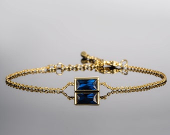 Blaues Armband in Gold, verstellbare Goldarmbänder für Frauen mit einem blauen Stein, zierliches vergoldetes Damenarmband, Damengoldarmband