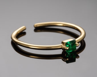 Green Ring in Gold for Women, Adjustable Open Rings for Women with a Green Square Stone, Dainty Gold Plated Ladies Ring, Womens Gold Ring