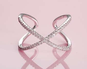 Grande bague croisée pour femme avec pierres de zircone cubiques, bagues réglables pour femme, bague large pour femmes et adolescentes avec pierres de zircone