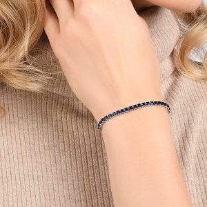 Bracelet bleu pour femmes et adolescentes, bracelet argenté avec pierres bleues, bracelet Dainty Slider, bracelet tennis avec pierres de zircone bleues image 3