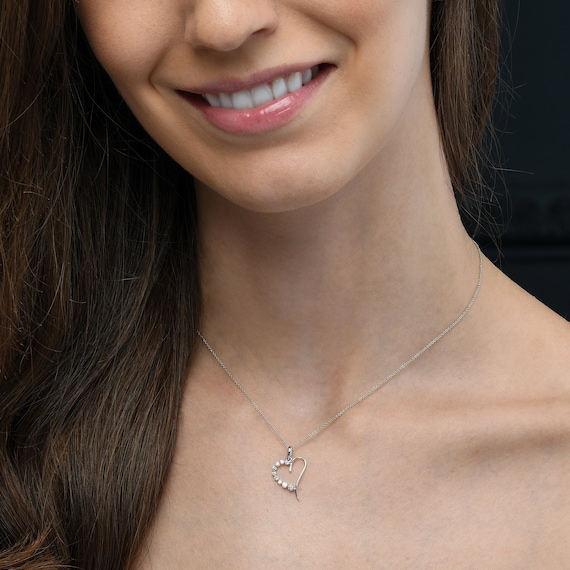 9ct white gold diamond set heart pendant Clearance