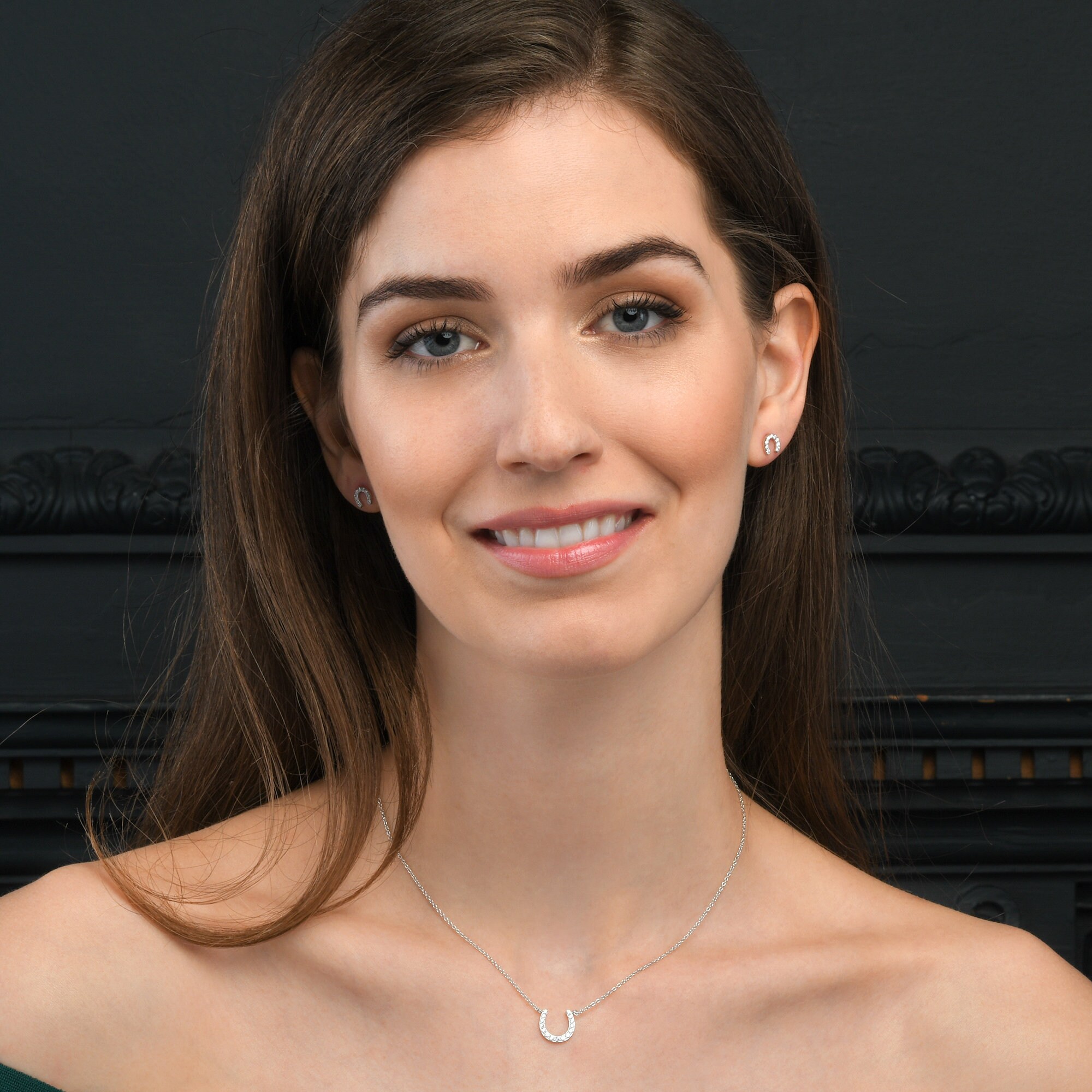 Delicata collana a ferro di cavallo per donna in argento sterling 925, graziosa collana con ciondolo a ferro di cavallo per ragazze adolescenti, collana in argento con portafortuna - Italia