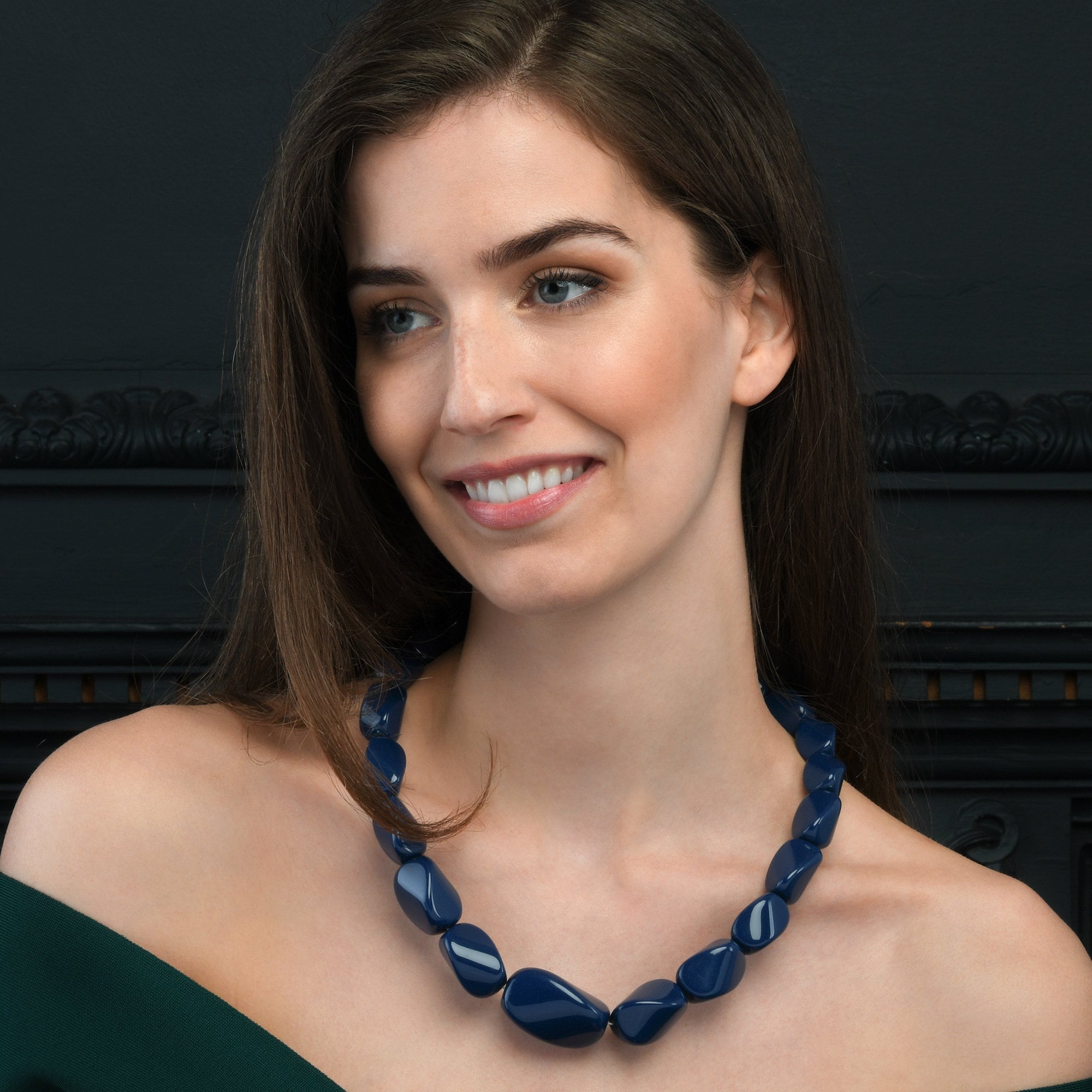 Collana Alice viso di donna nero - Camelia - Mapo Bigiotteria artigianale