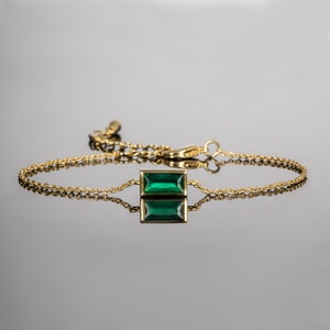 Green Bracelet in Gold, Adjustable Gold Bracelets for Women with a Green Stone, Dainty Gold Plated Ladies Bracelet, Womens Gold Bracelet