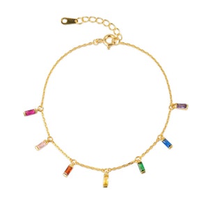 Bracelet à breloques de couleur arc-en-ciel en argent sterling 925 plaqué or pour femmes, bracelet en or délicat avec breloques suspendues en forme de baguette pour filles image 2