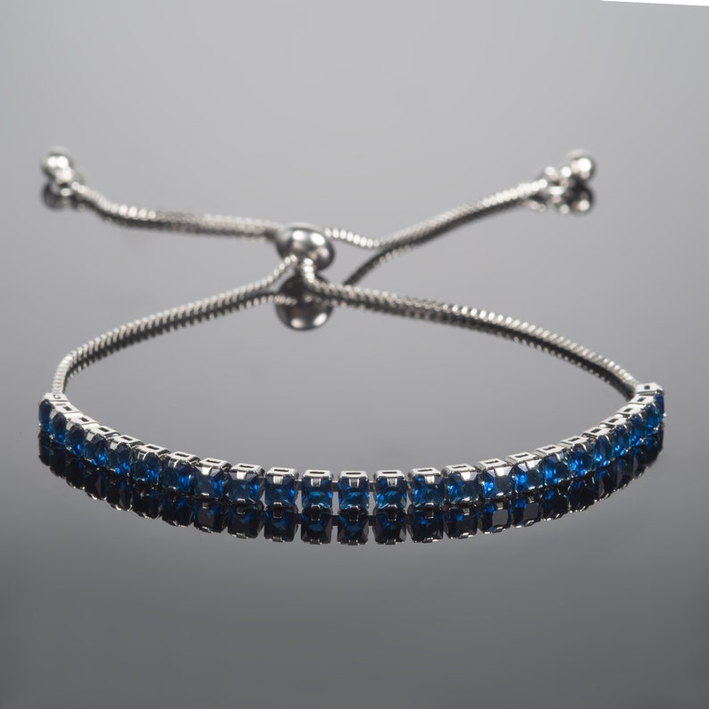 Bracelet bleu pour femmes et adolescentes, bracelet argenté avec pierres bleues, bracelet Dainty Slider, bracelet tennis avec pierres de zircone bleues image 1