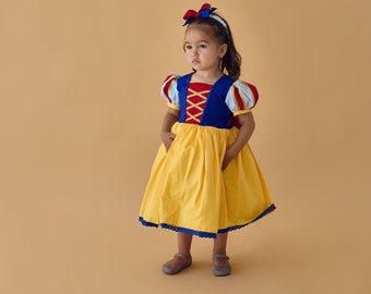 Sneeuwwitje babyfee jurkje, blauw en geel meisje jurkje, Sneeuwwitje peuter jurkje, cosplay kostuum, verjaardagsfeestje jurk