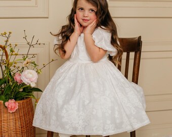 Newborn boho flower girl dress for toddler baby girl, Christening gown lace infant frock, clear white flowergirl outfit