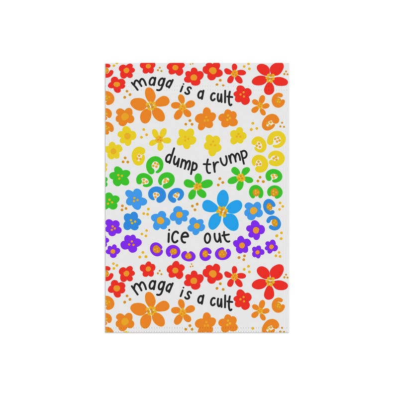 Pancarta de jardín floral arcoíris ligeramente sutil con el lema "Fuera Trump" / Decoración política del orgullo imagen 4