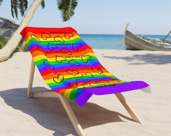 Toalla de playa arcoíris con corazones negros, accesorio LGBTQ+ divertido y atrevido, toalla de piscina de verano, regalo de playa, diseño de Kick Trump.