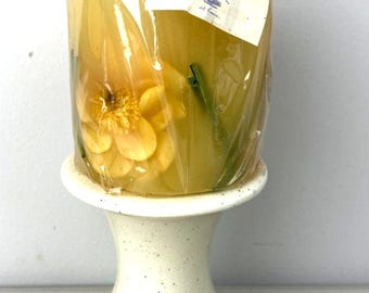 Portavelas vintage de flores prensadas y pedestal, de Bed Bath & Beyond, 1999, 25 cm (10 pulgadas).