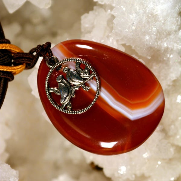 pendentif agate zonée avec 'cage aux oiseaux'  N19