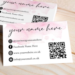 Rosa QR-Code-Visitenkarten, gedruckt und mit Ihren Social-Media-Informationen, Website und E-Mail personalisiert.