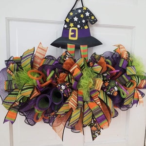 Halloween Witches Hat Rail Wreath