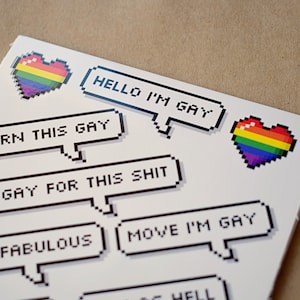 Gay Pride Pixel Speech Bubbles Set - Rainbow Hearts - LGBTQ + Grappige Sticker Set Memes, Gay Jokes
