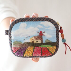 Bolsa de dinero acolchada con patchwork japonés: elegante mini bolsa cosmética bordada