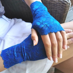 Kostuum handschoenen. King Blauwe Handschoenen. Blauwe handschoenen. Kanten handschoenen in blauw. Stretch veter Handschoenen. Vingerloze handschoenen. Cadeau voor haar.