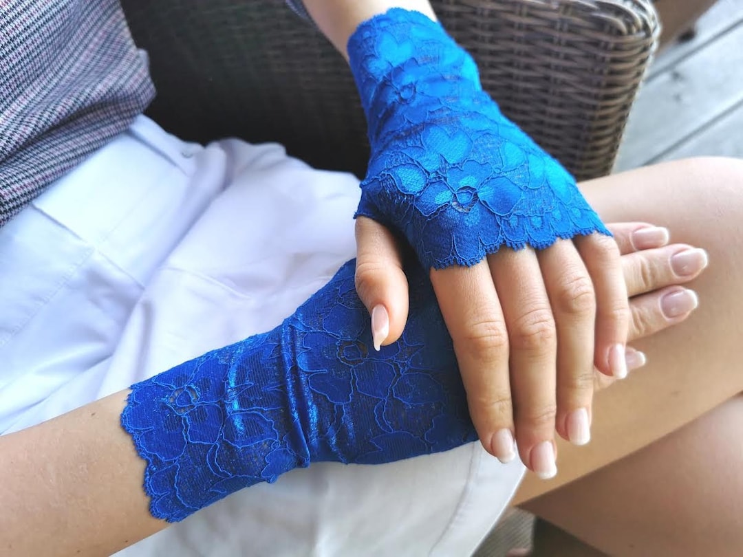 Costume Gloves. King Blue Gloves. Blue Gloves. Lace Gloves in Blue