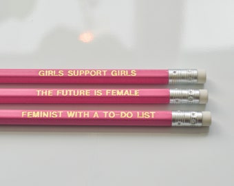 Roze feministische potloden - Quote-potlodenset | Galantine's cadeau, goudverijdelde gepersonaliseerde potloden, roze, cadeaus voor liefhebber van briefpapier