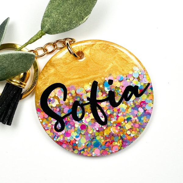 Personalized Resin Keychain, Gold Large Handmade Confetti Glitter Name Charm for Wallet, Women’s Handbag or Backpack Keyring, Unique Gift