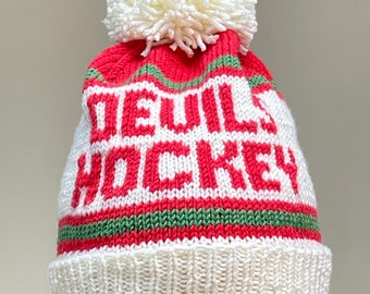 Chapéu bobble masculino personalizado, gorro de hóquei de malha personalizado, gorro de texto personalizado, chapéu de marca de malha personalizado, chapéu de esqui de malha manual personalizado