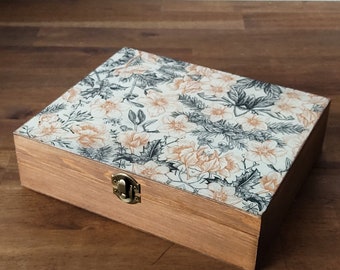 Handmade Wooden Tea Box. Flowers and Leaves Decoration Tea Storage Box. Tea Bags Gift Box. Jewelry Box.