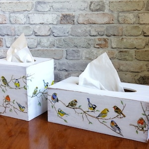 Rustic Wooden Tissue Box Cover. Birds Decoration Napkins Box Holder. Spring decor.