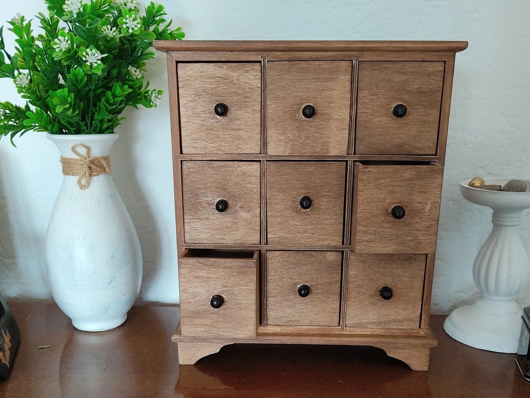 Fenteer Mini-Holzschrank – 14,9 X 4,9 X 16 Cm – 1:12 Puppenhaus Möbel, Küchenschrank