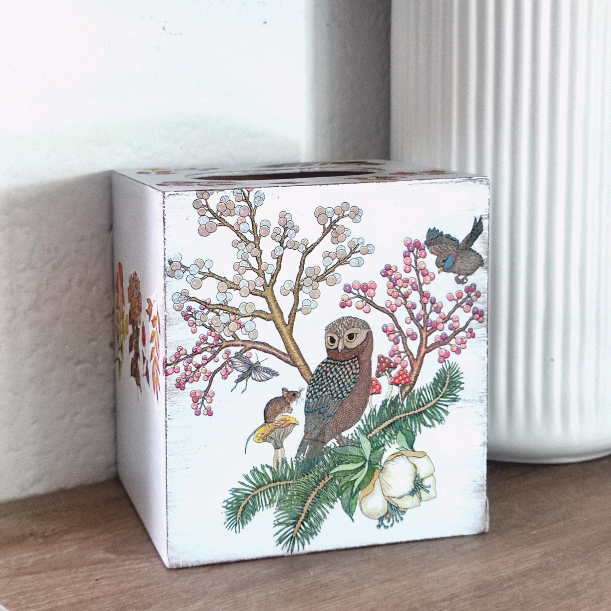 Copri Scatola Fazzoletti In Legno Con Intaglio Floreale - Bianco, Elegante E Compatto, Per Casa E Ufficio