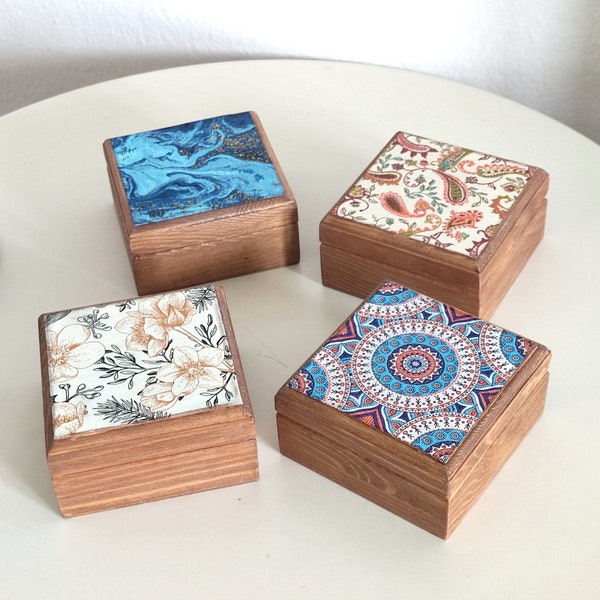 Caja de anillo de madera con diseños de azulejos. Porta Anillo. Portador Alianzas. Caja Compromiso