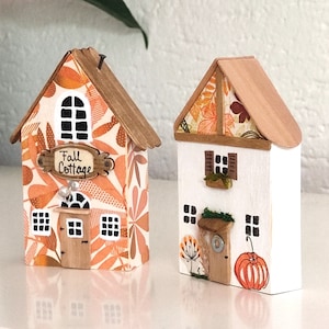 Handmade Wooden Houses to Build Miniature Villages. Miniature Holidays&#39; Decoration.