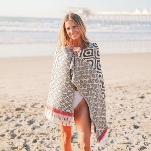 Personalized Organic Cotton Turkish Beach Blanket Throw Blanket Bath Towel Mexican Blanket Travel Towel Bridesmaids Favor Bulk Gift Etsy