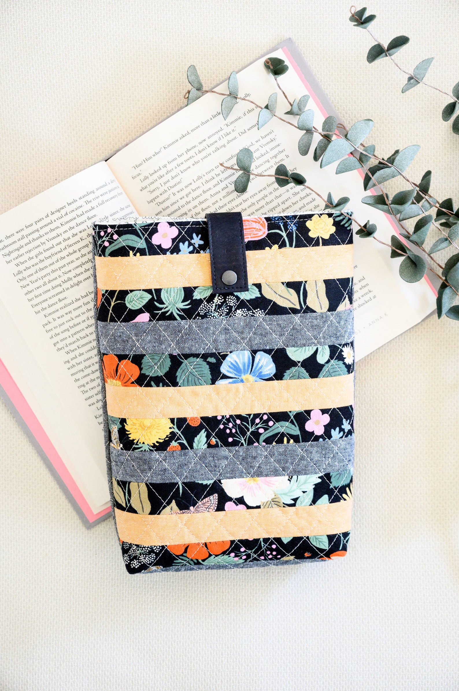 Protective Book Cover Quilted Book Sleeve Padded Storage Etsy UK
