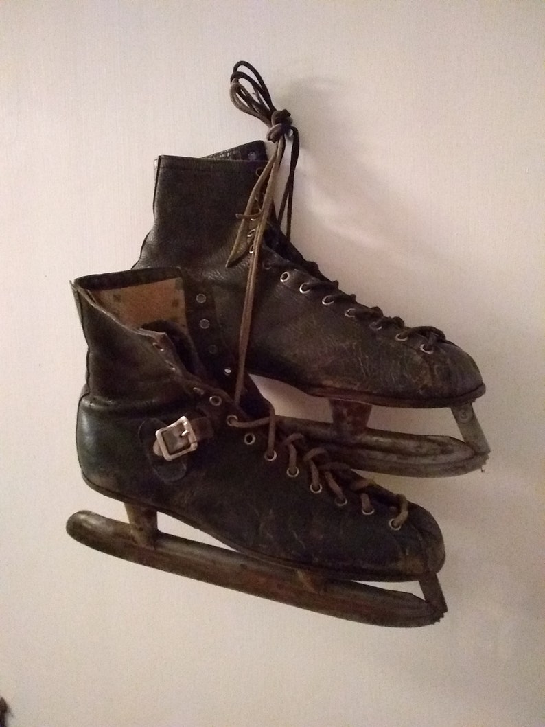 Vintage Viking Canadian ice skates