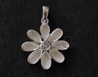 925 Sterling Silver Daisy Floral Pear Blank Bezel with CZ Setted Pendant, Good for Resin & Ashes, Breastmilk/Keepsake Memorial DIY Craft