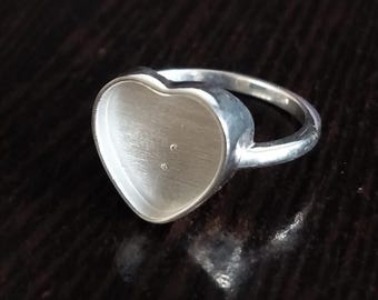 Heart Blank Bezel Ring Setting, Silver Heart Cabochon Ring, Hollow Resin Keepsake Jewelry, Breastmilk Ashes Memorial DIY Ring