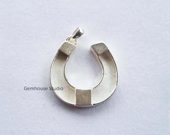 Horseshoe DIY, 925 Sterling Silver Horseshoe Shape Pendant Blank Bezel Setting For Pour Resin ,Breastmilk Jewelry ,Keepsake Jewelry