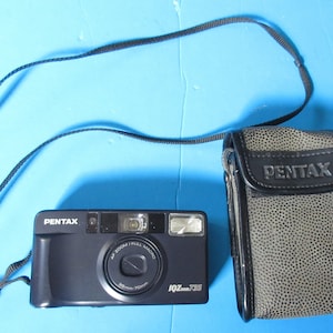 Pentax IQZoom 735 Zoom Lens Camera Vintage 35mm Film Point & Shoot w Case or for Belt