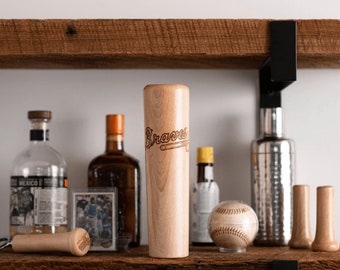 Taza del Dugout de los Atlanta Braves® / Taza con bate de béisbol